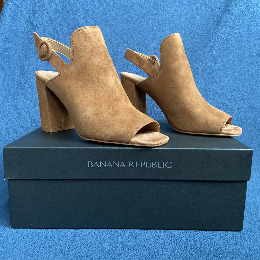 Banana Republic Peep Toe Bootie